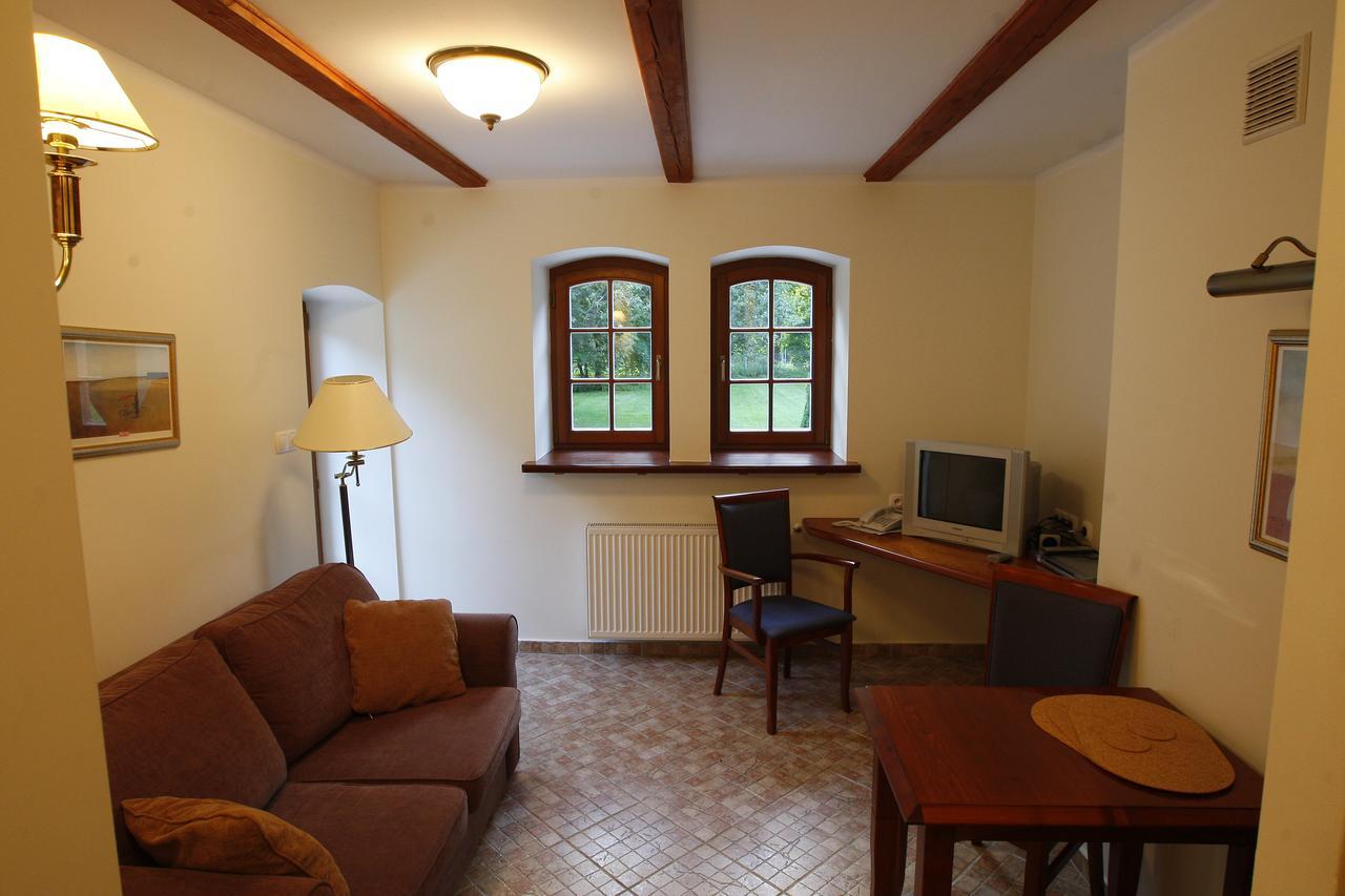 Lesniczowka Nibork Bed & Breakfast Nidzica Eksteriør bilde